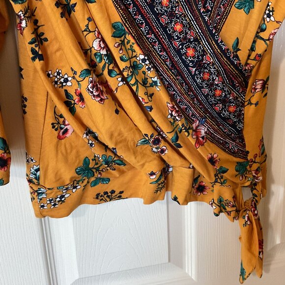 NWT Loveappella top XL - Picture 3 of 6